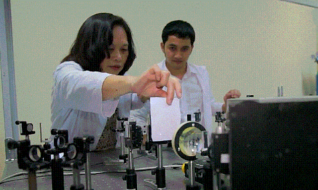 Devoted female scientists at Vietnam Academy of Science and Technology - ảnh 2